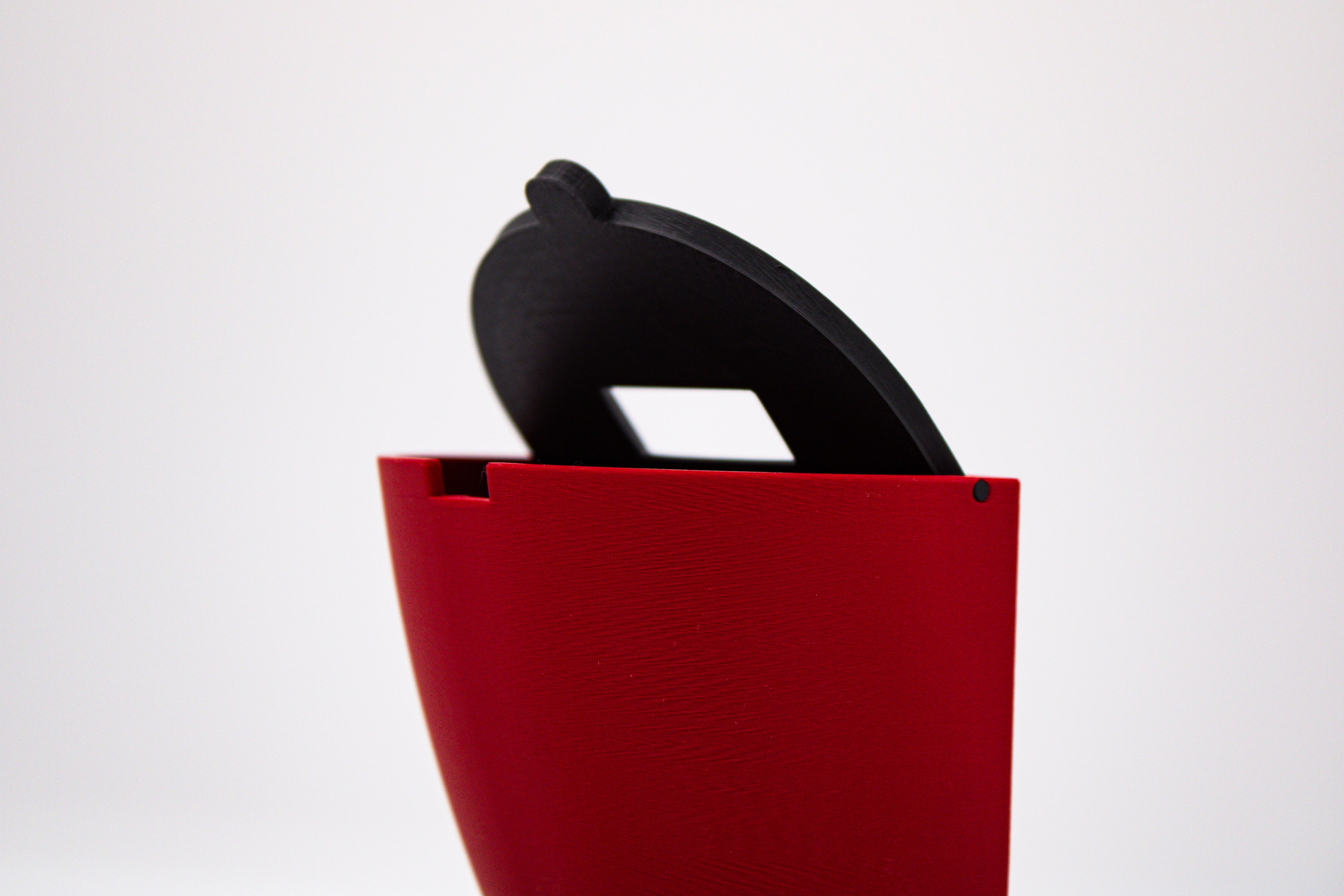 Pouch Pit – Mini Urinal Trash Can for Nicotine Pouches