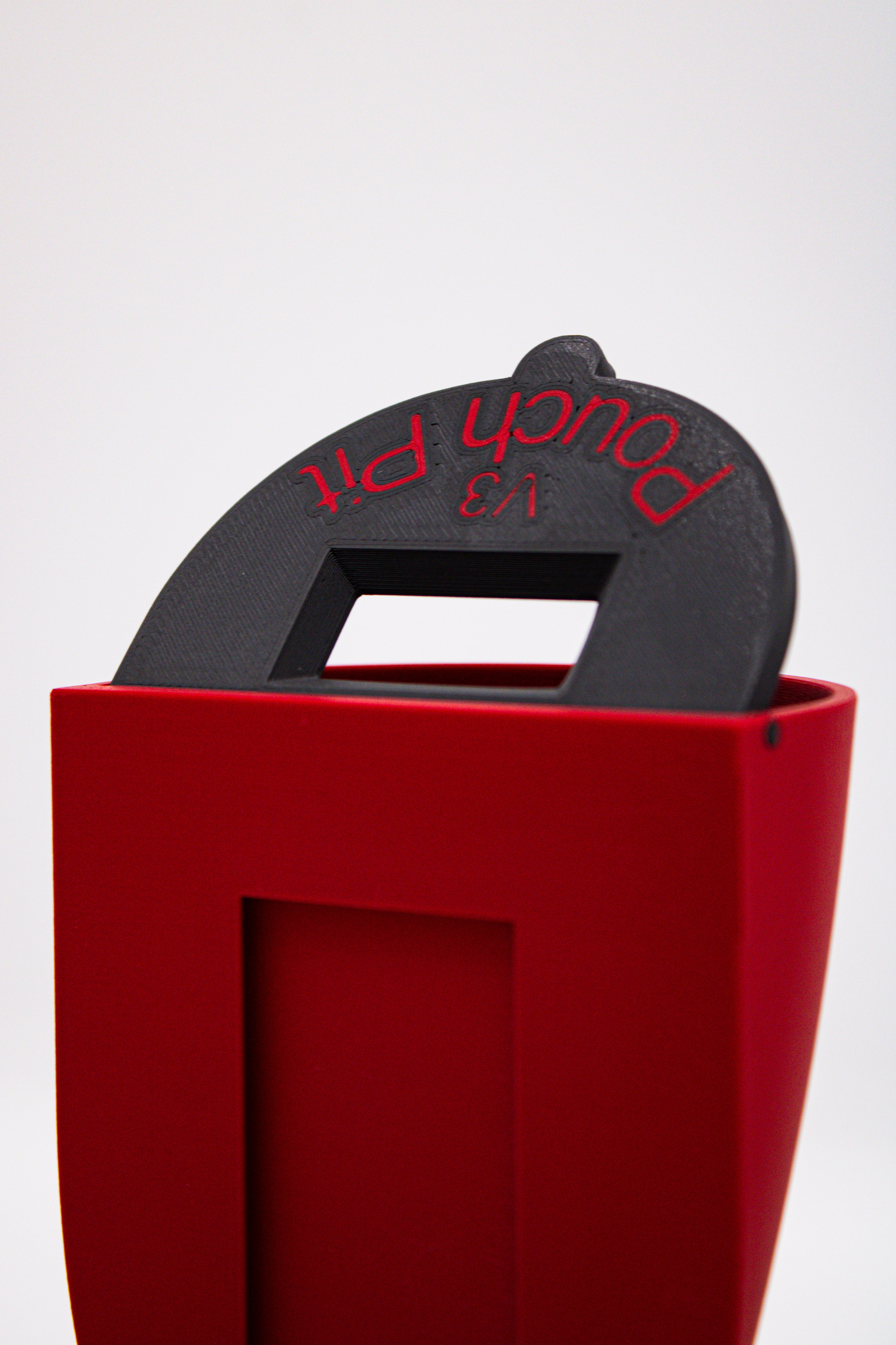 Pouch Pit – Mini Urinal Trash Can for Nicotine Pouches