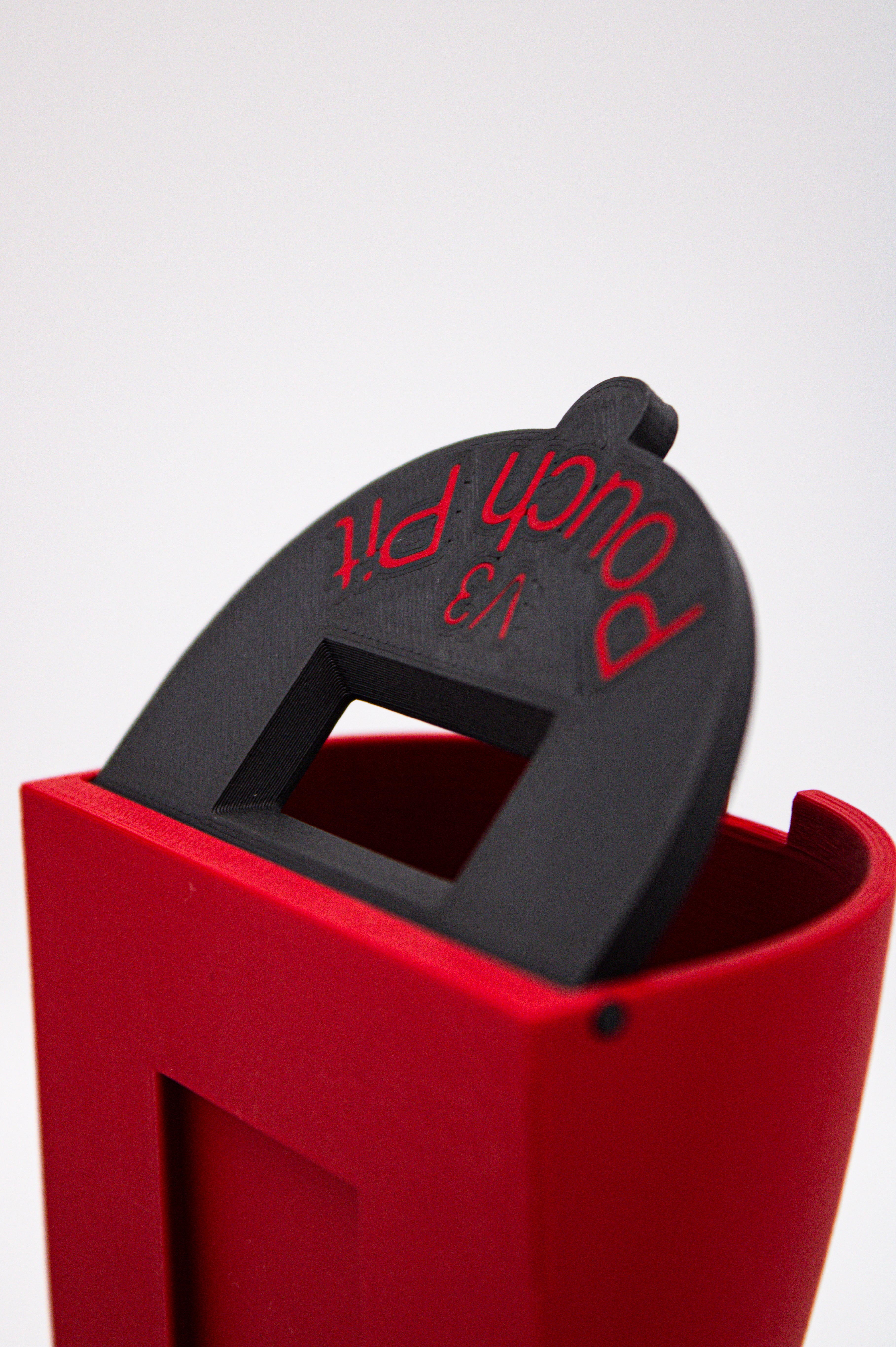 Pouch Pit – Mini Urinal Trash Can for Nicotine Pouches